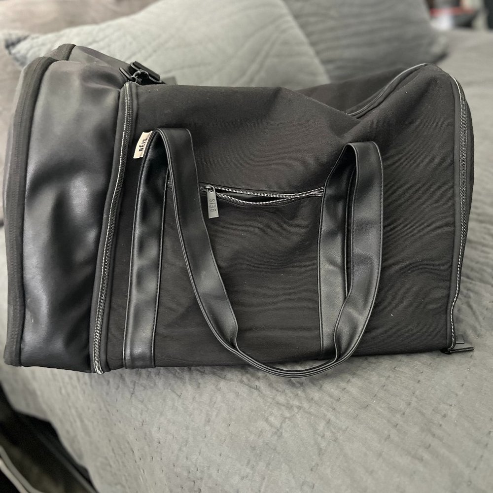 Béis The Duffle Multifunction Bag